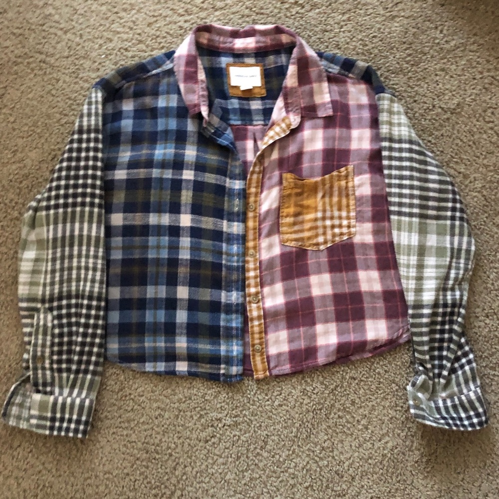 American eagle cropped flannel shirt